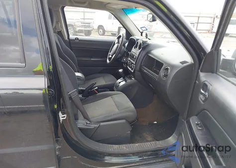 2016 Jeep Patriot Sport z USA, uszkodzony, nr VIN 1C4NJRBB7GD653417